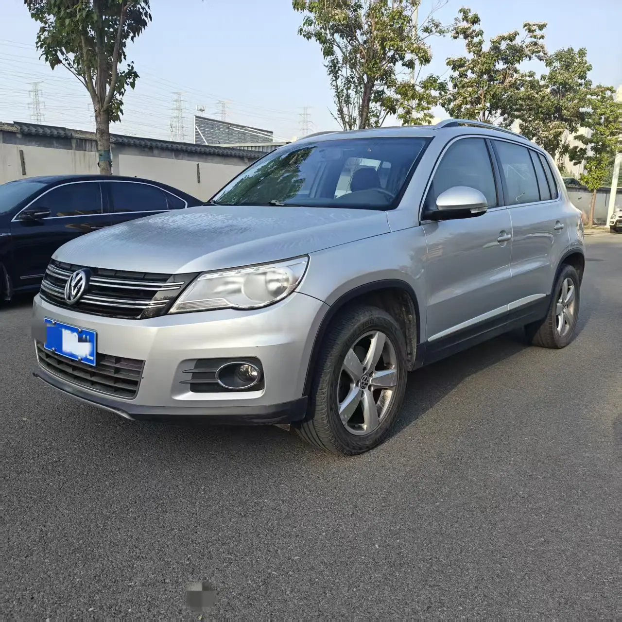 Volkswagen Tiguan (Tharu)