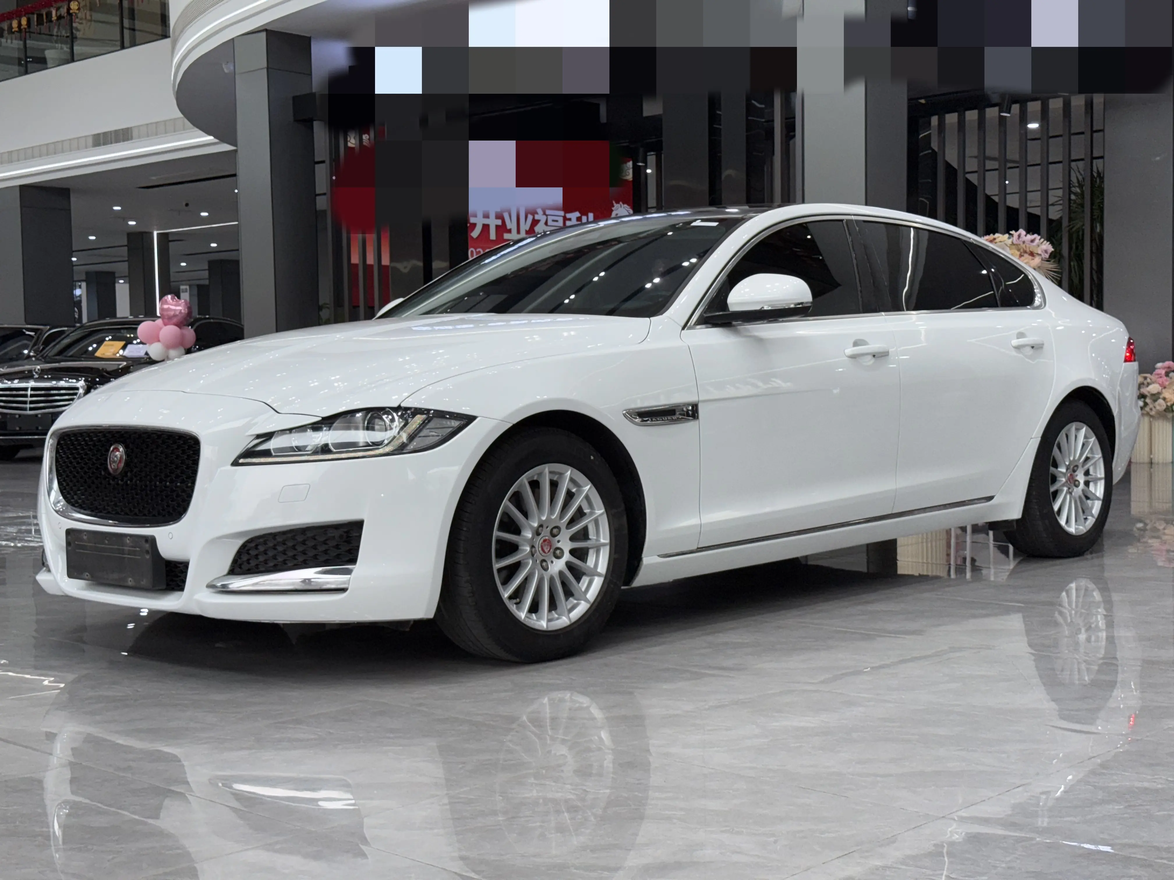 Jaguar XFL