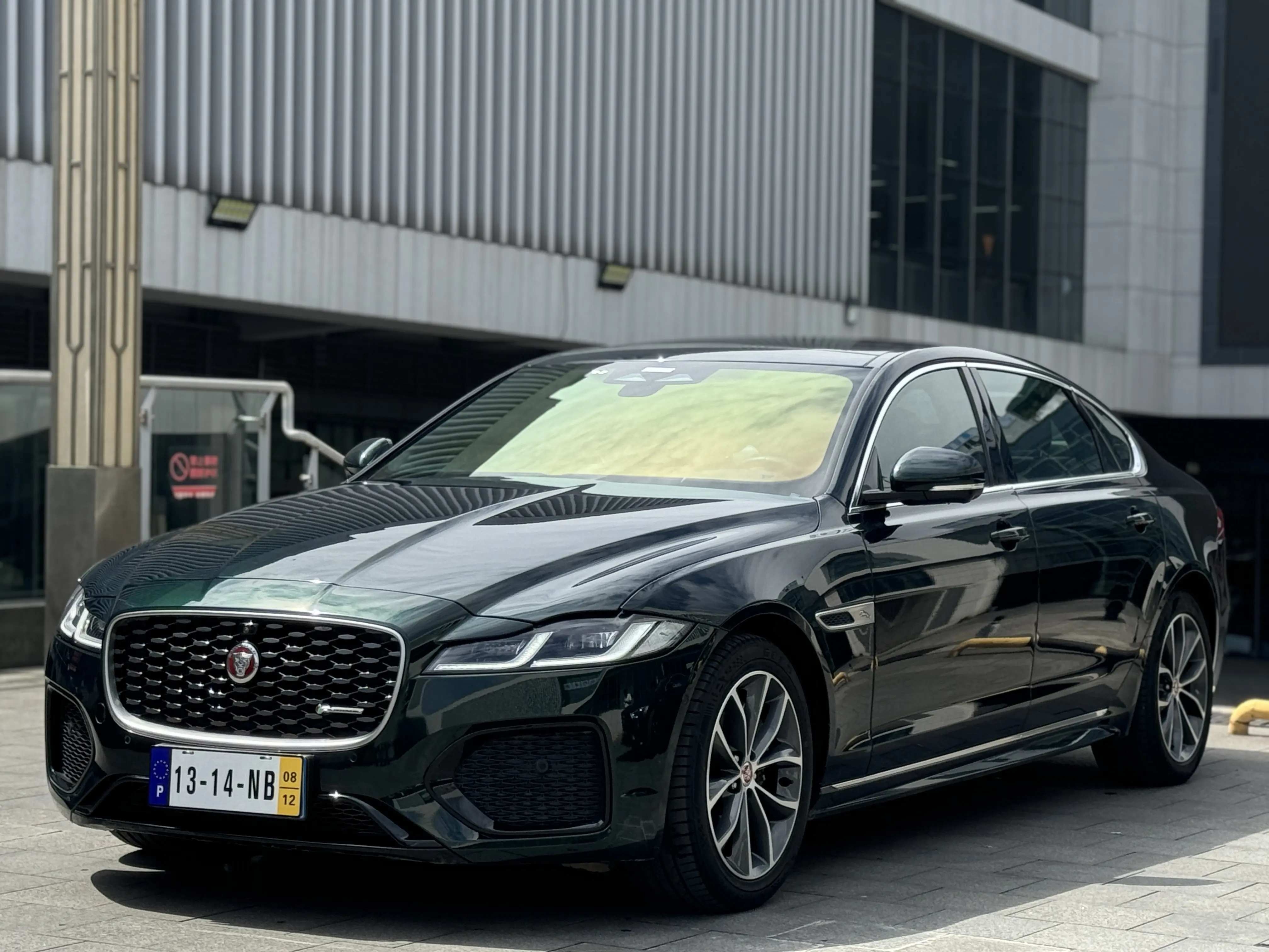 Jaguar XFL