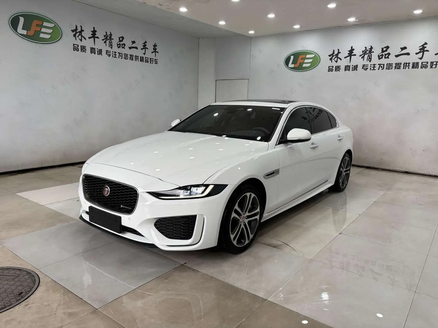 Jaguar XEL