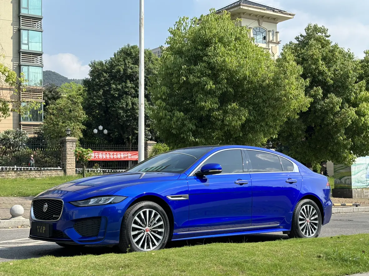 Jaguar XEL