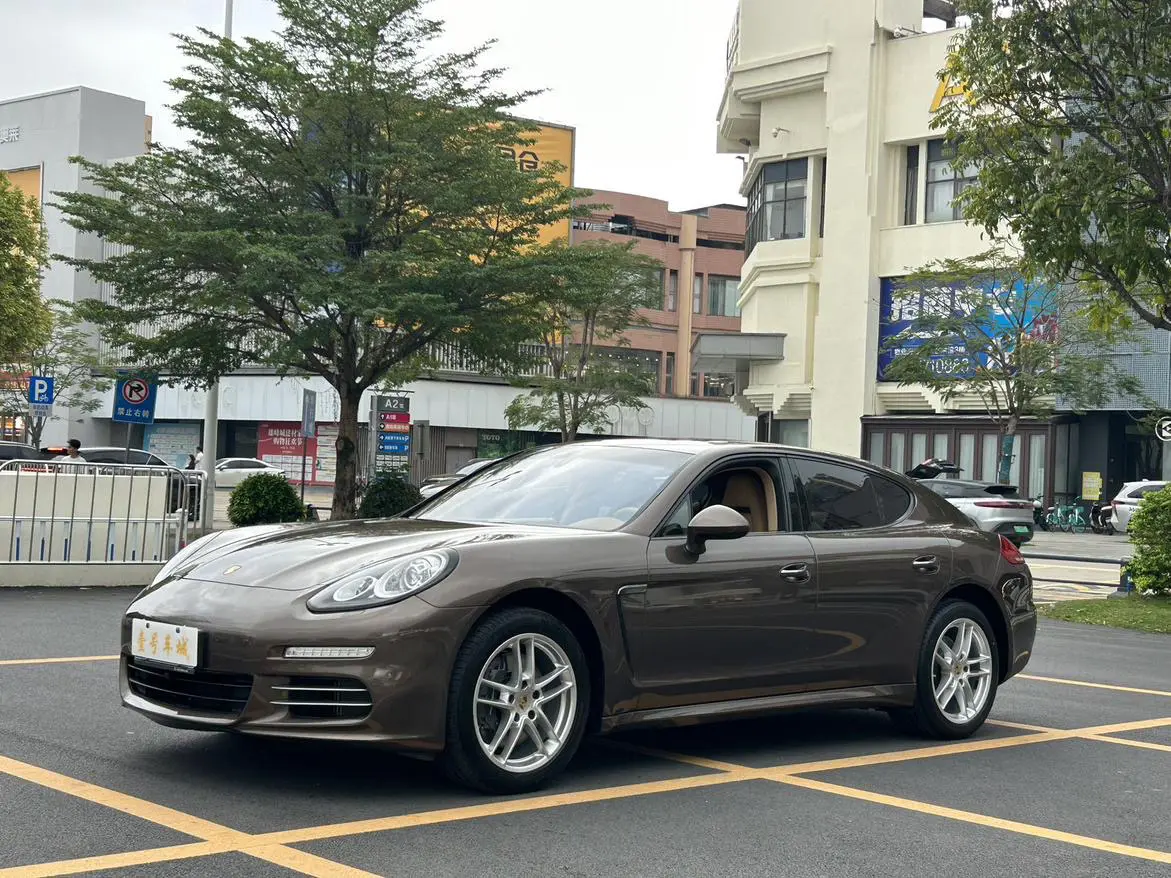 Porsche Panamera