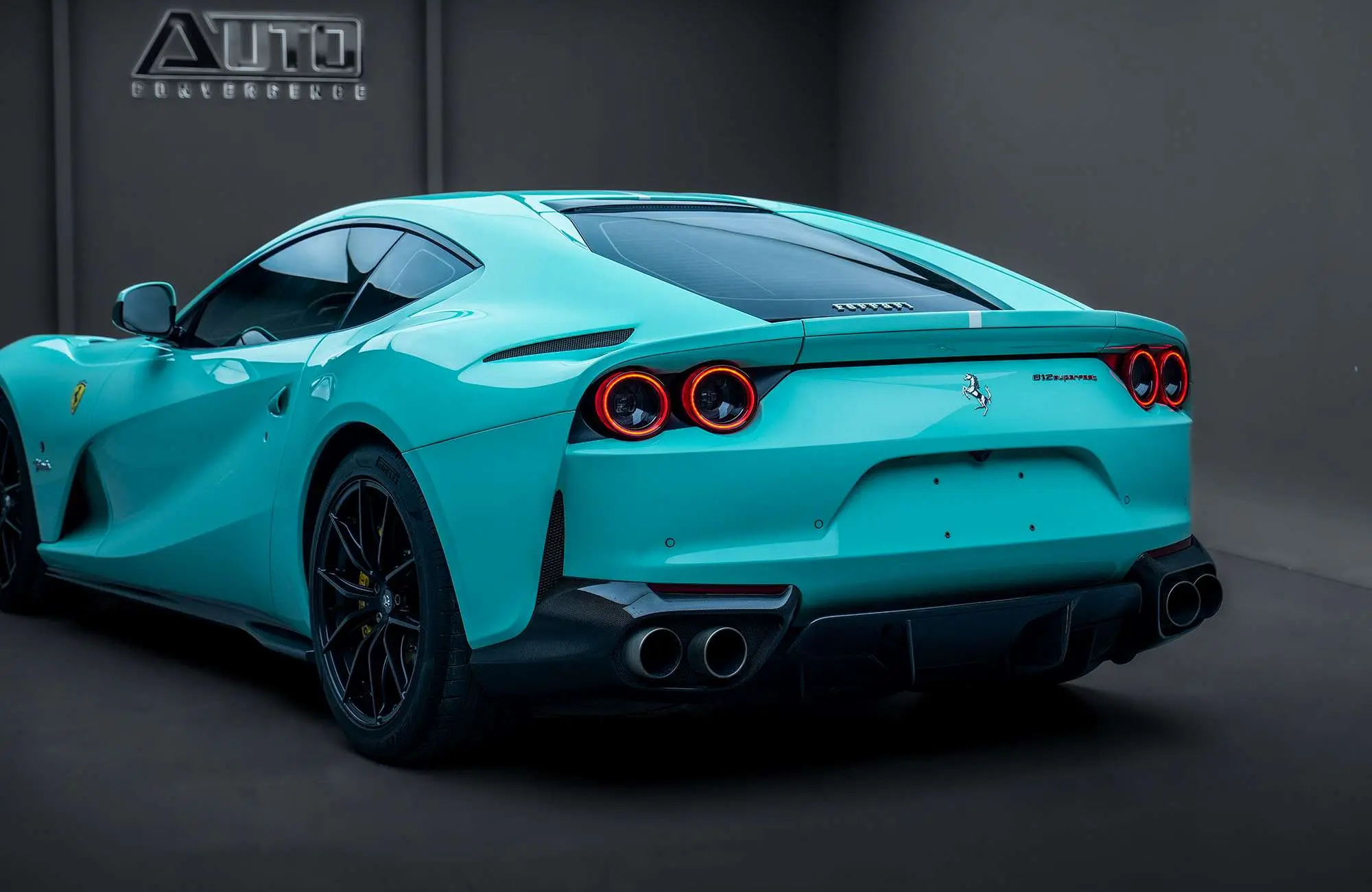 Ferrari 812