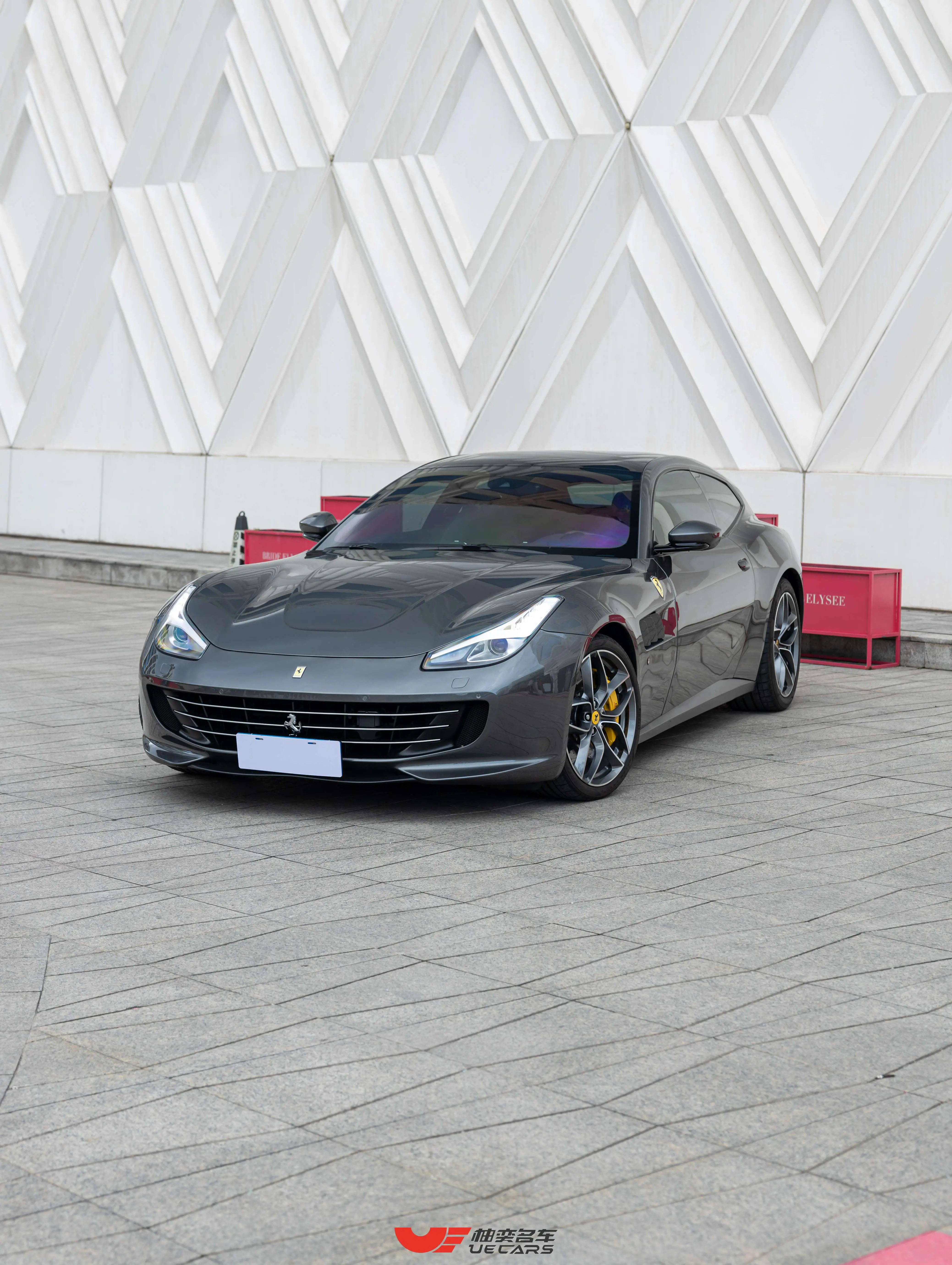 Ferrari GTC4Lusso