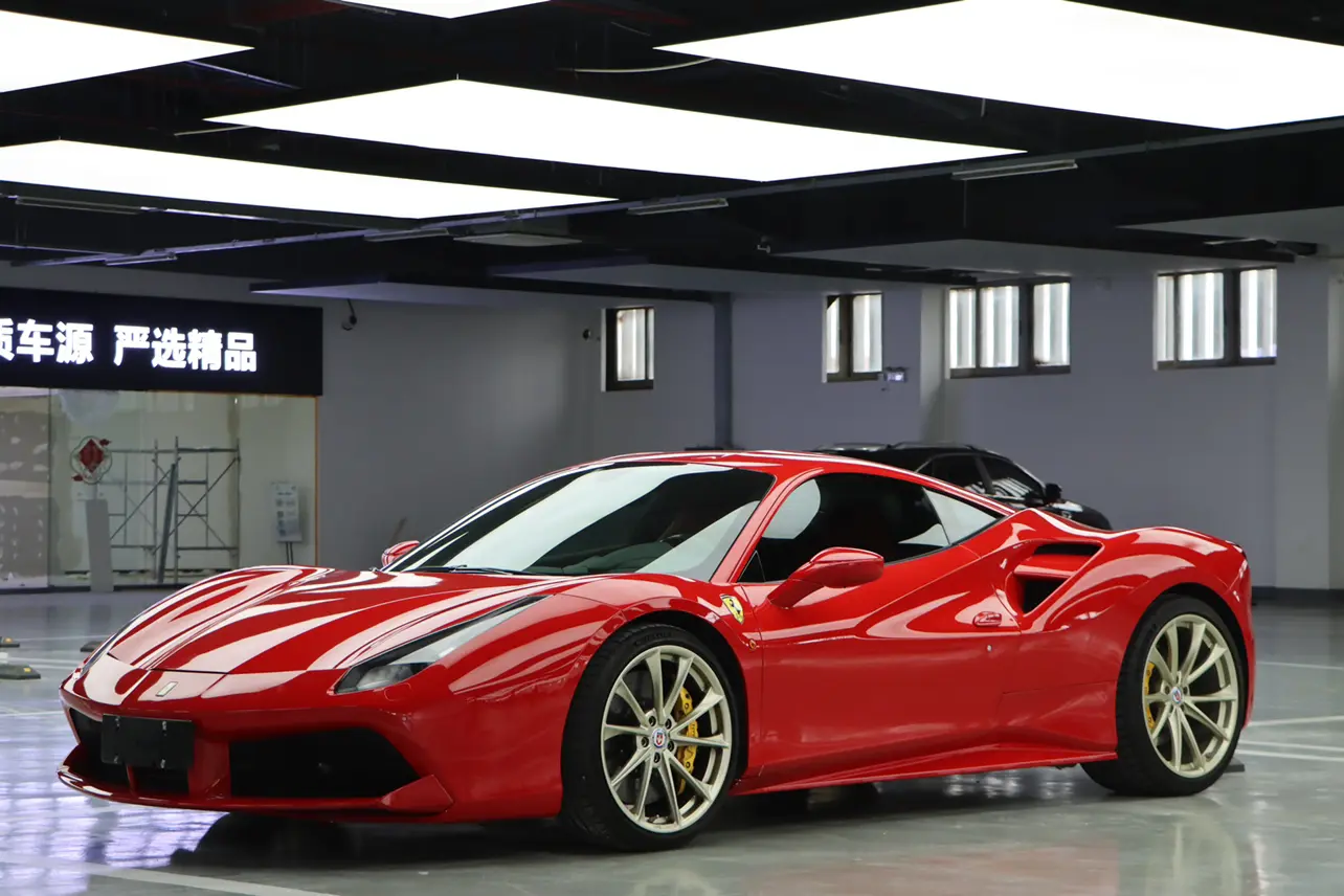Ferrari 488