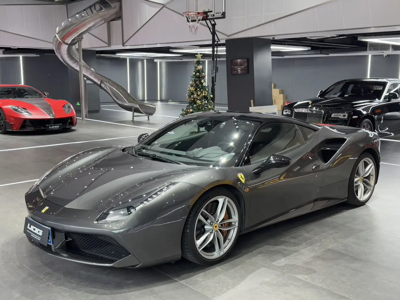 Ferrari 488