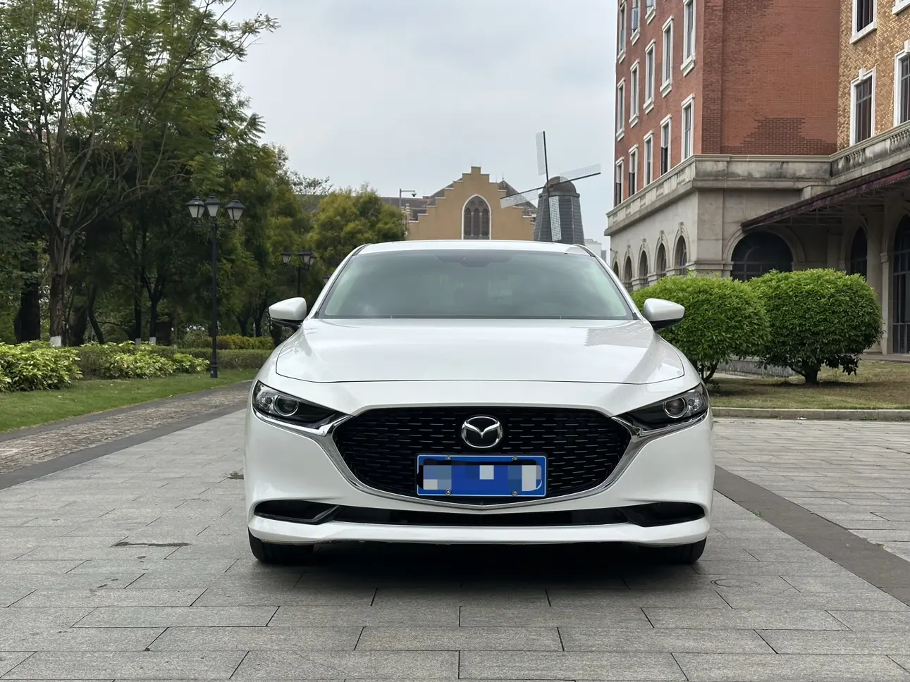 Mazda Axela