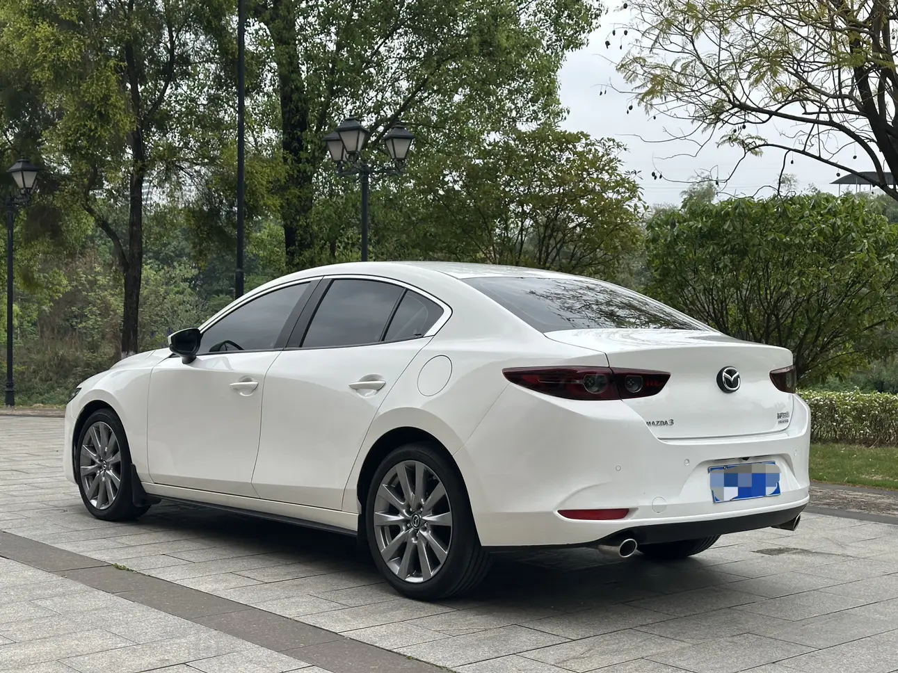 Mazda Axela