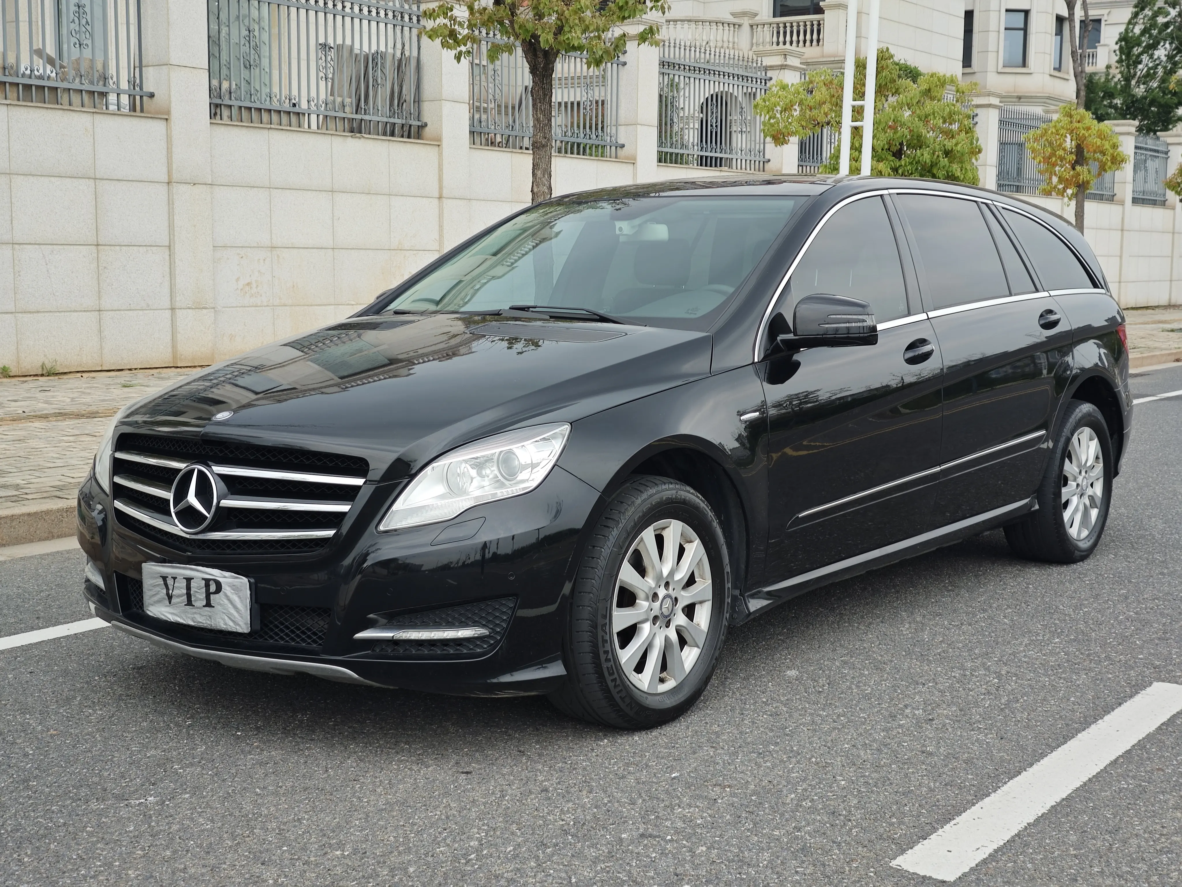 Mercedes-Benz R-Class