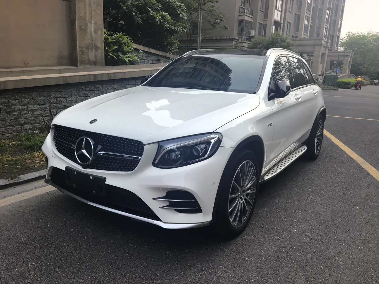 Mercedes-Benz GLC AMG