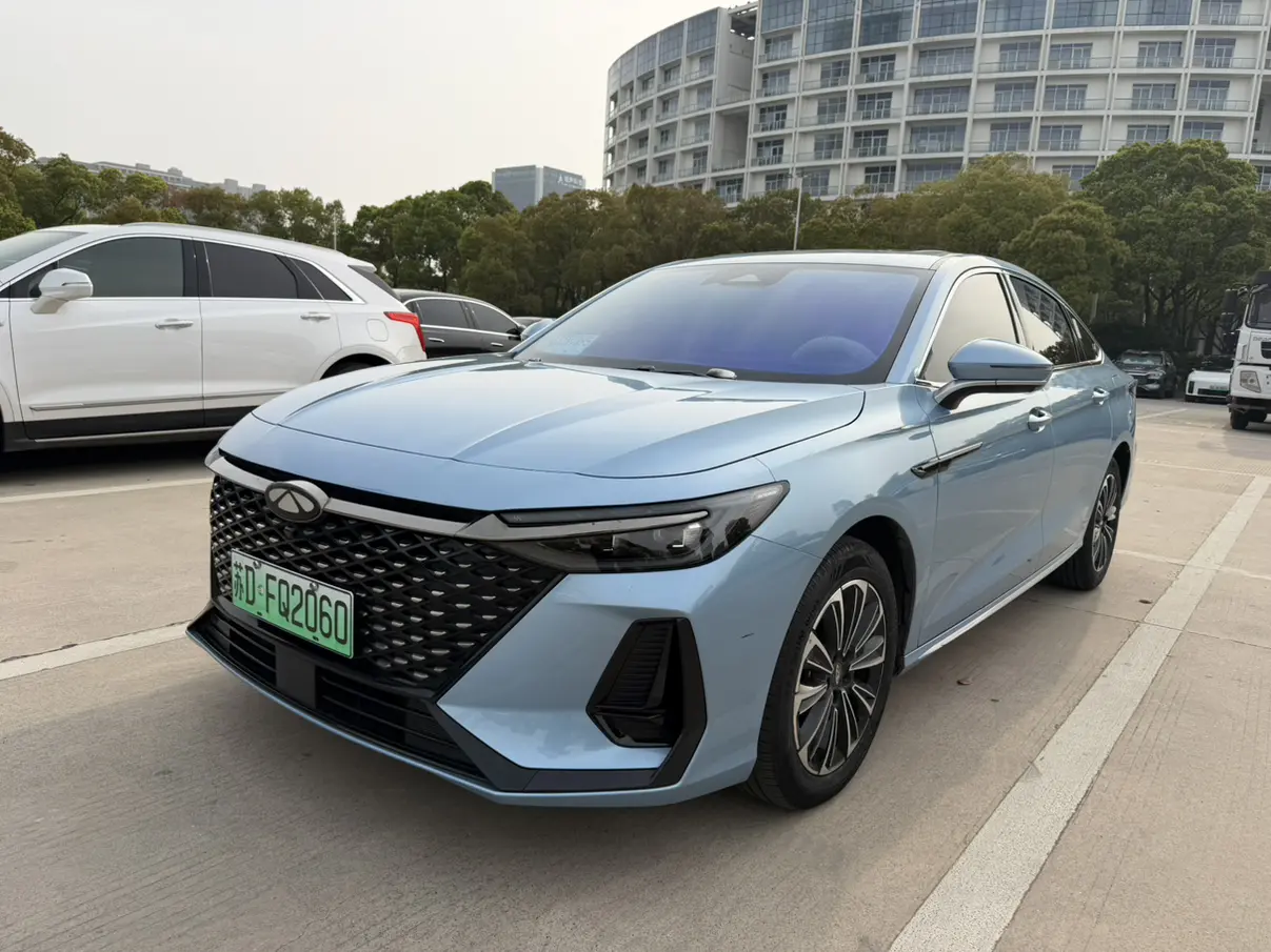 Chery Fengyun A8