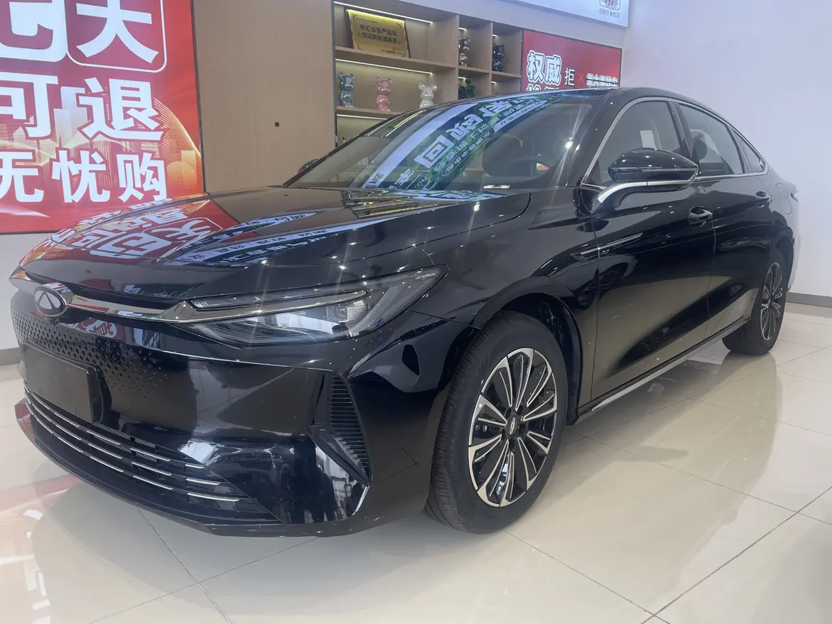 Chery Fengyun A8