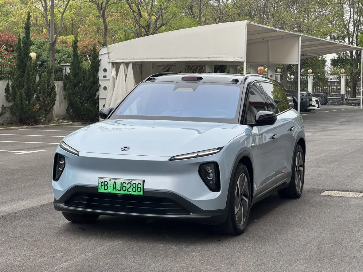 NIO ES6