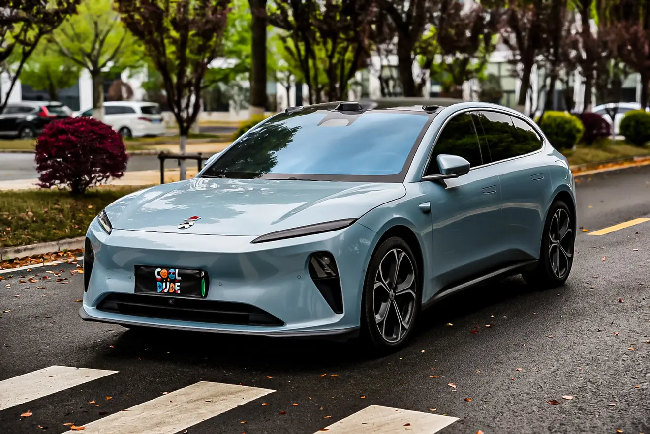 NIO ET5T