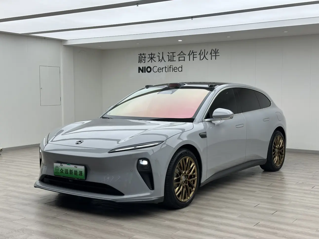 NIO ET5T