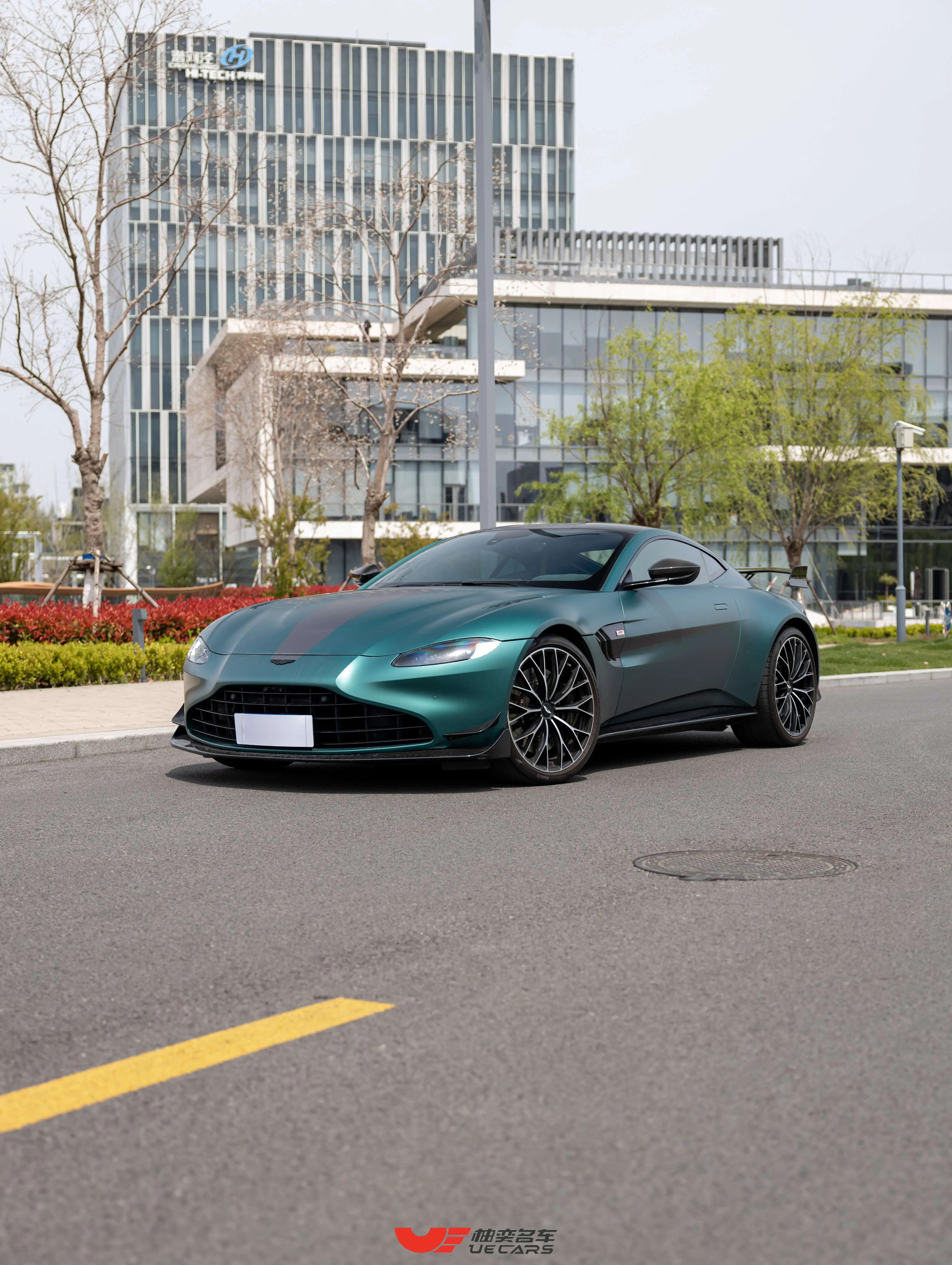 Aston Martin Vantage