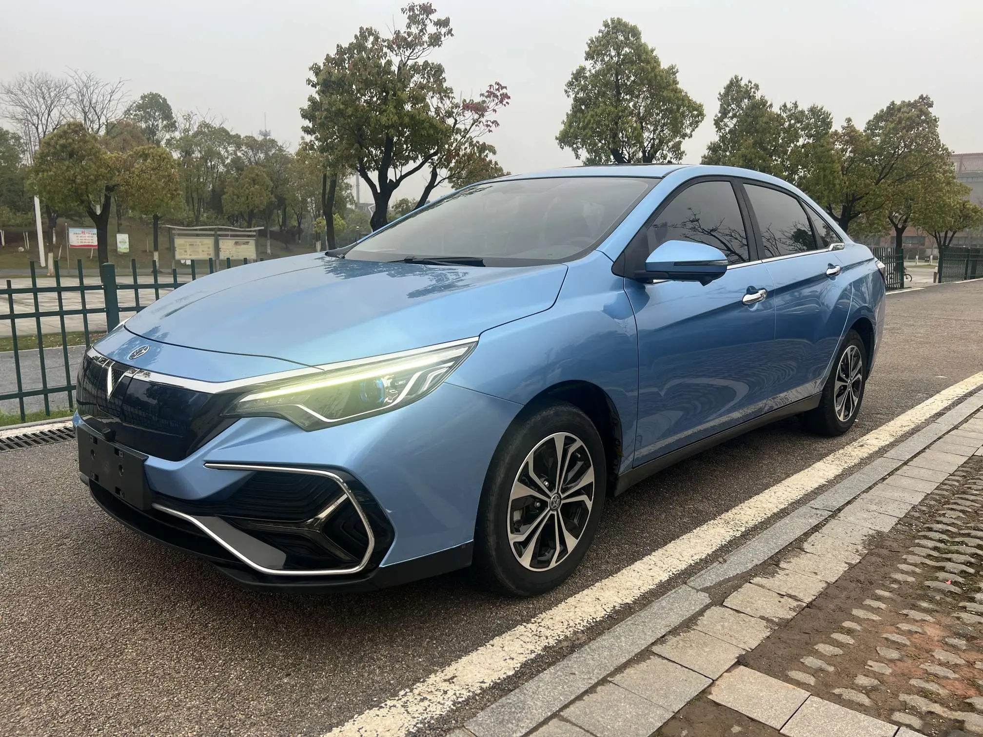 Kai Chen Venucia D60 EV