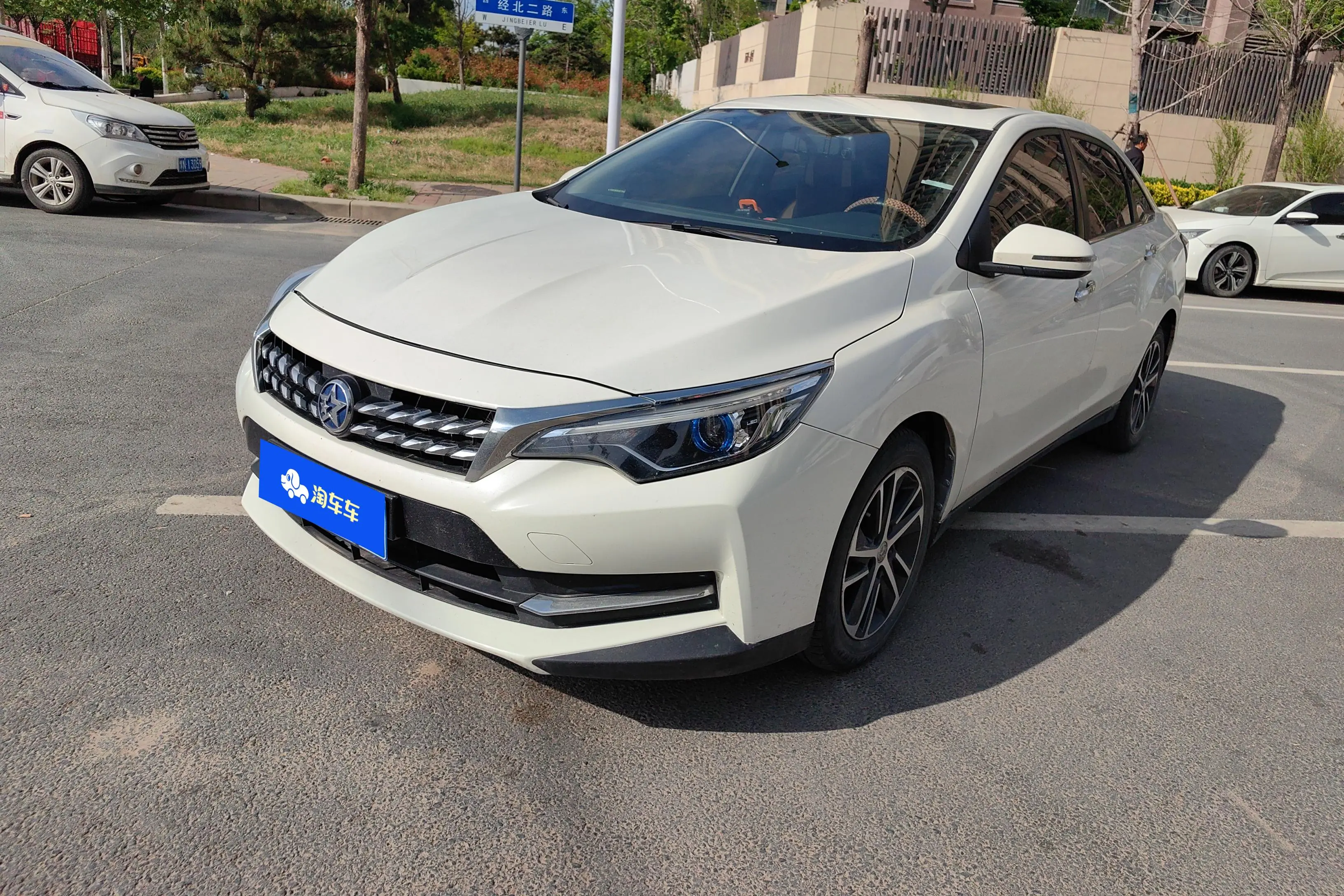 Kai Chen Venucia D60