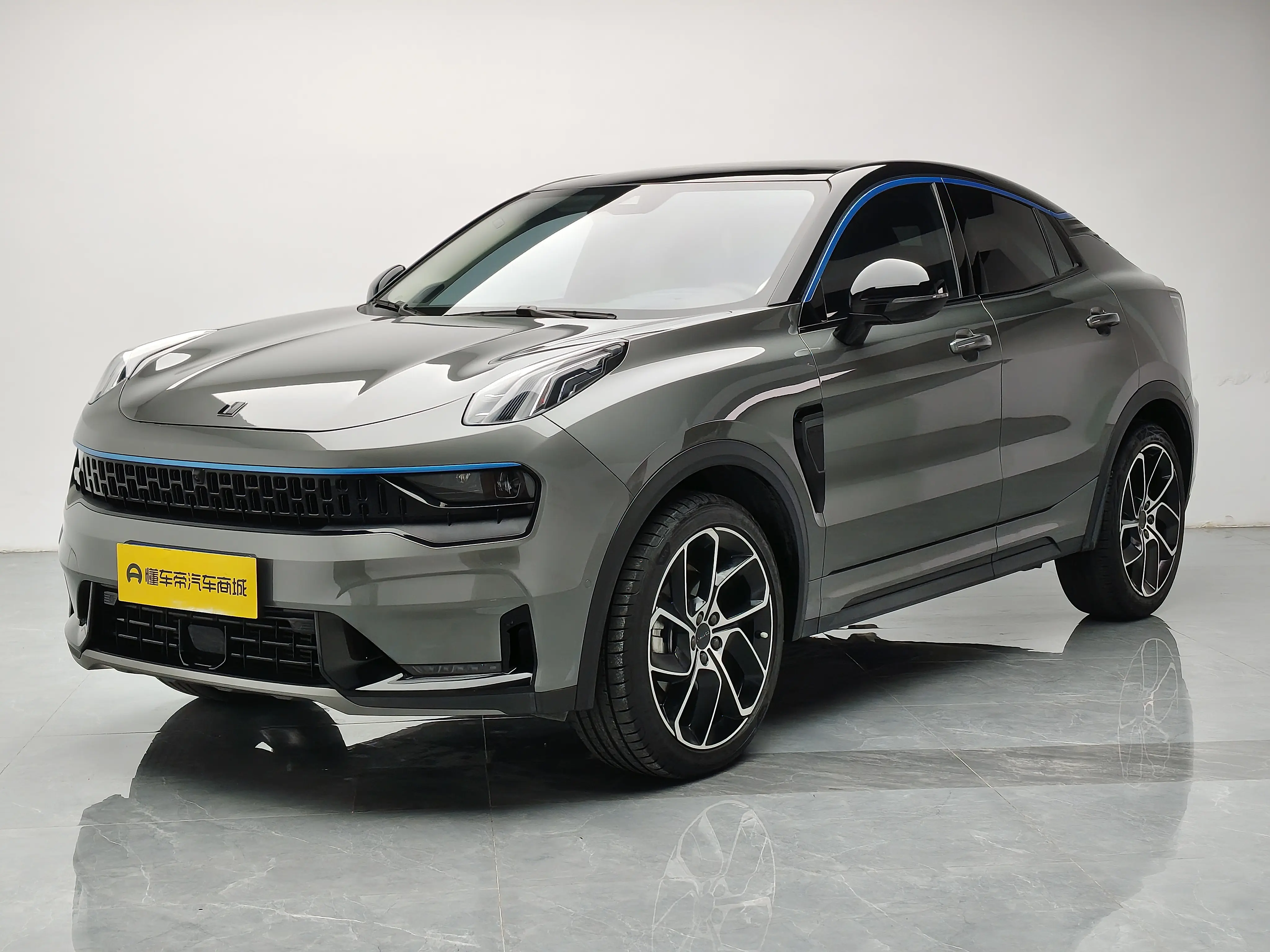 Lynk & Co 05