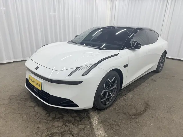Lynk & Co 10 EM-P
