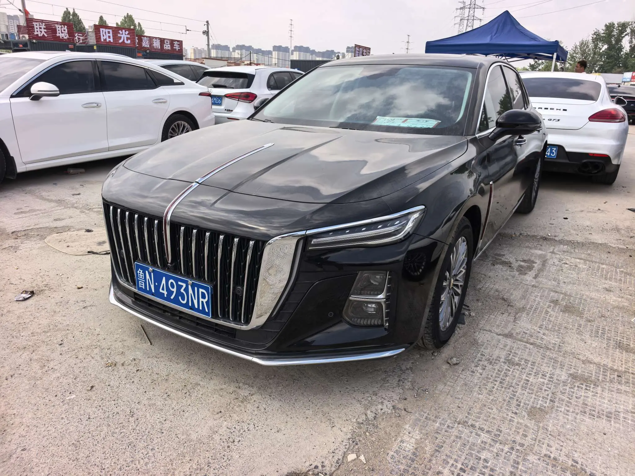 Hongqi H5