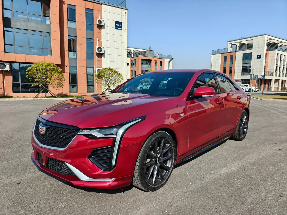 Cadillac CT4