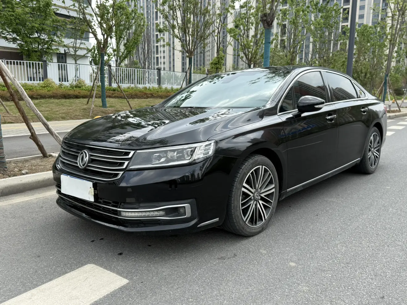 Dongfeng A9