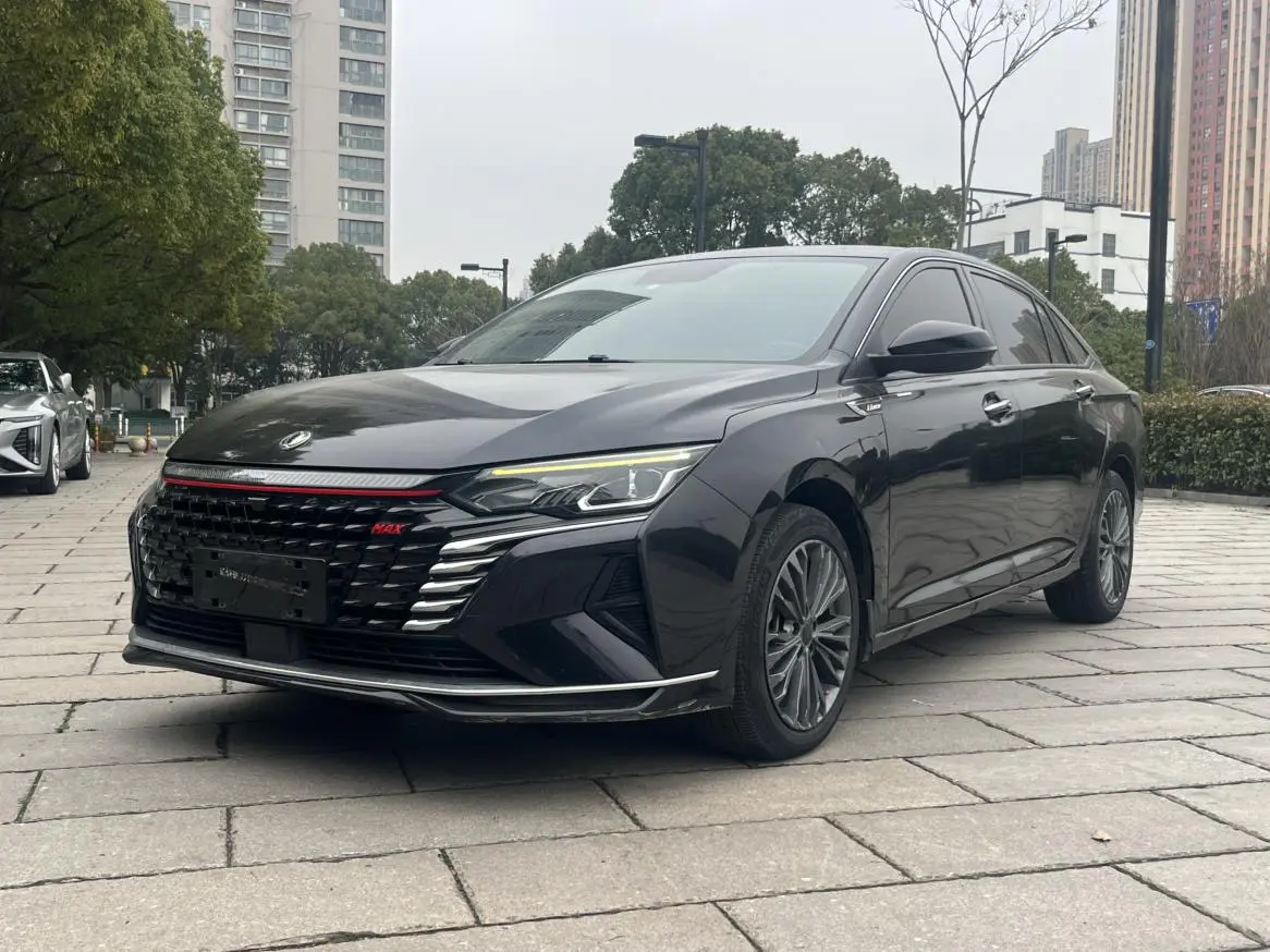 Dongfeng Yixuan MAX