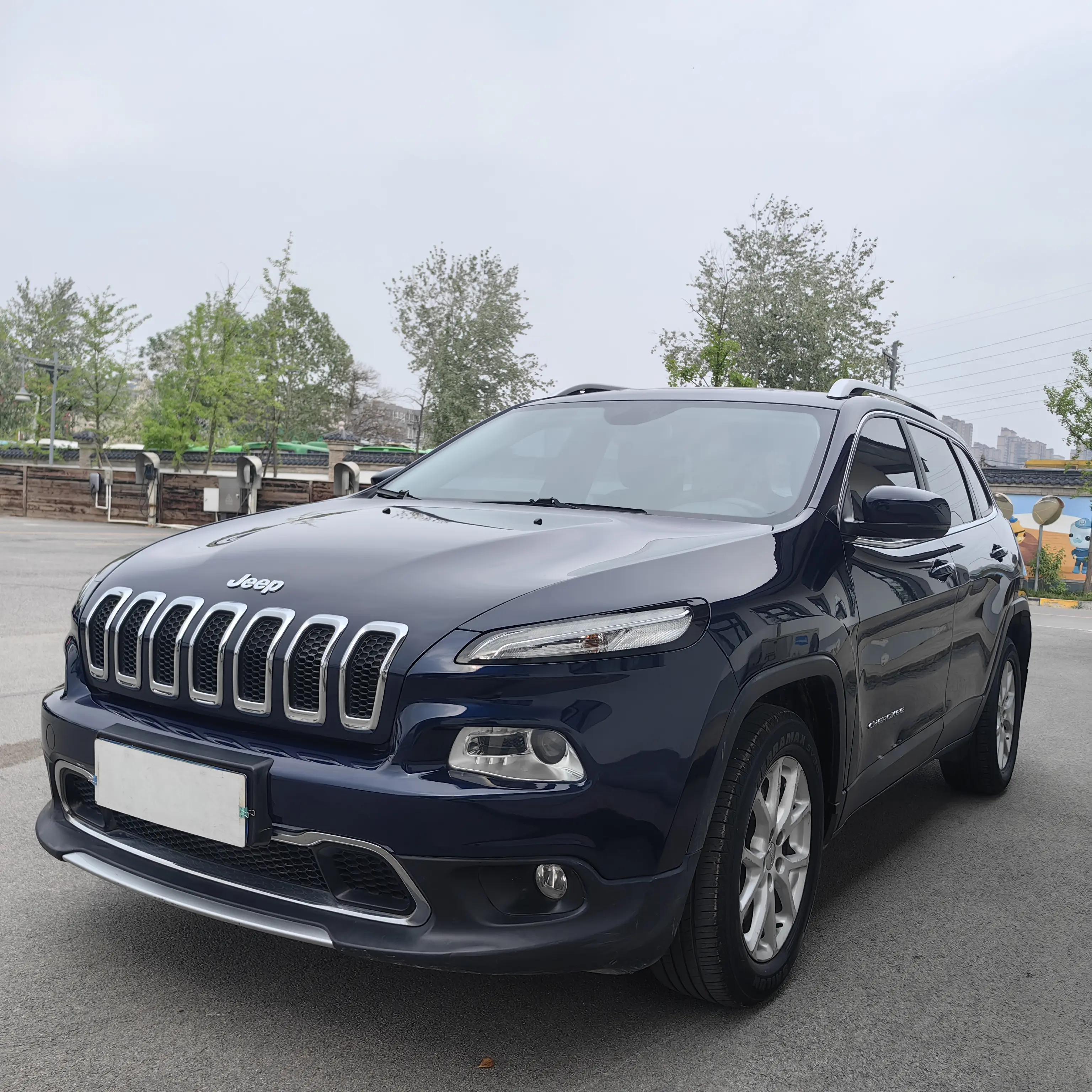 Jeep Cherokee