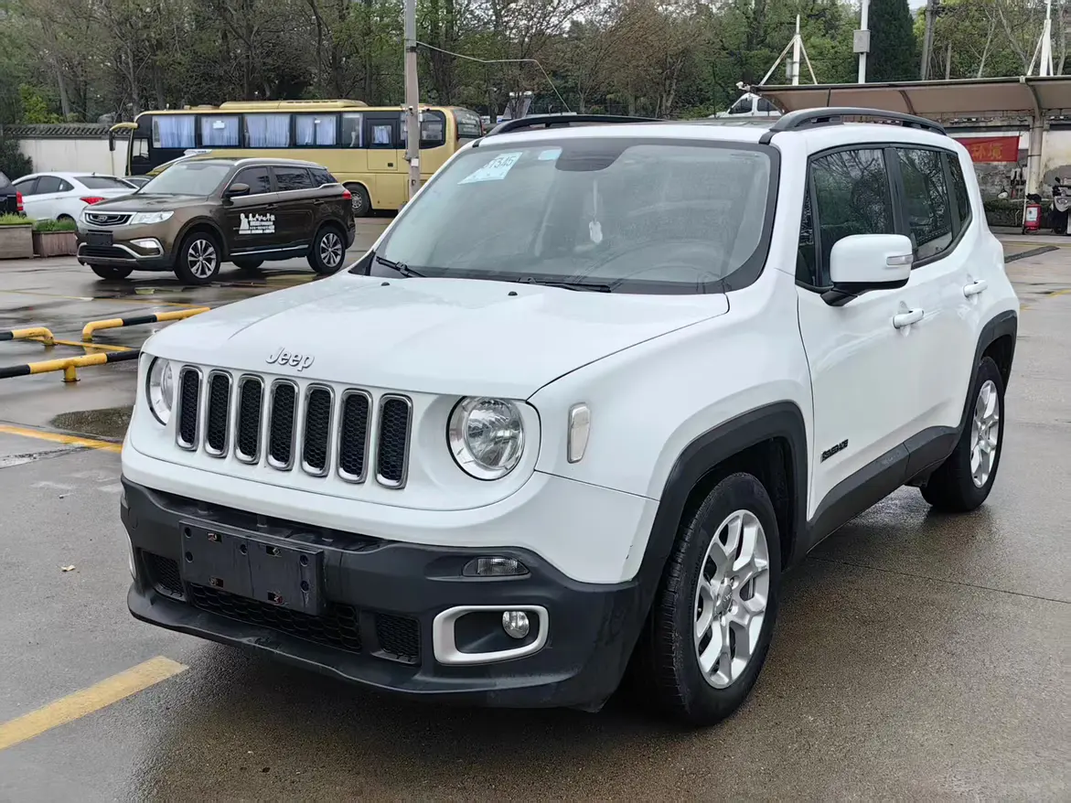 Jeep Freeman