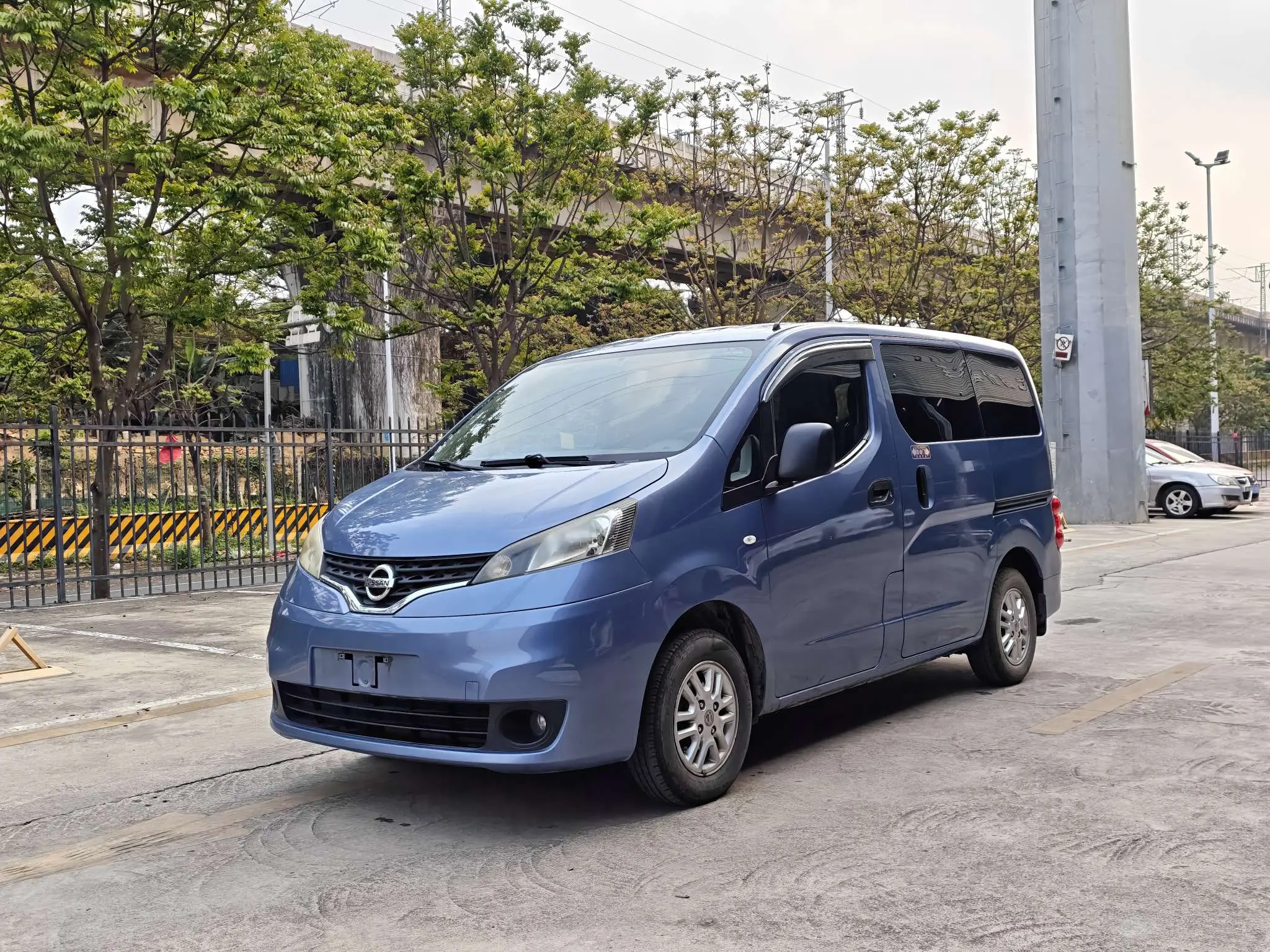 Nissan NV200