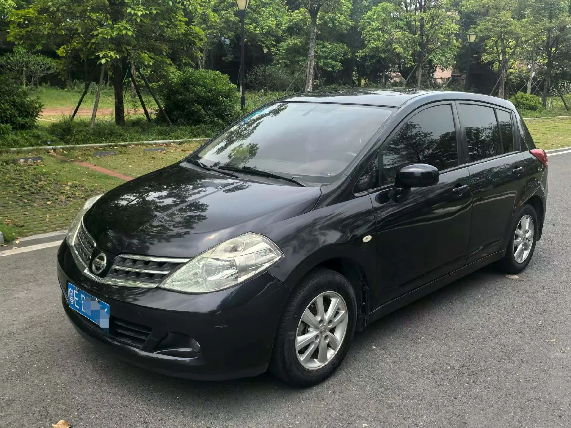 Nissan Tiida