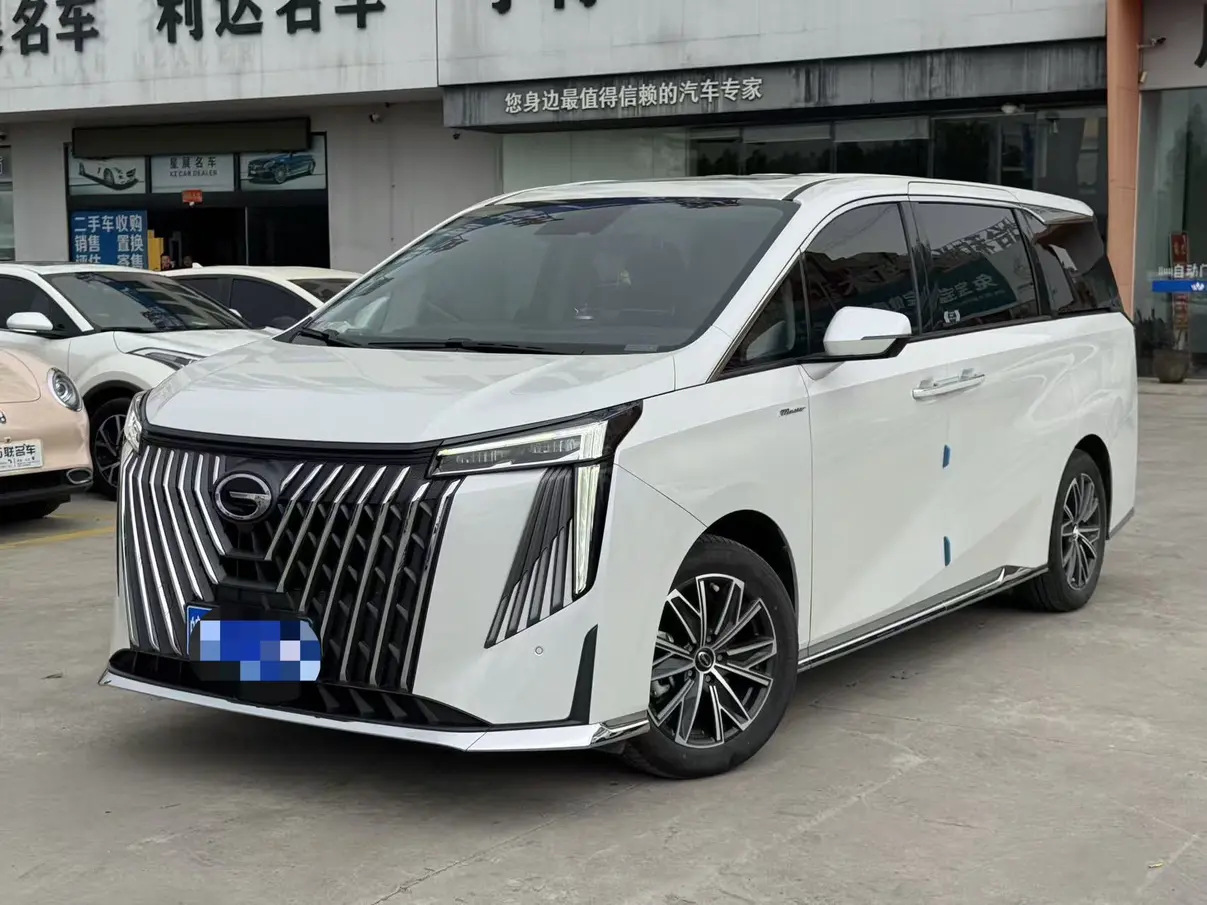 GAC Trumpchi M8