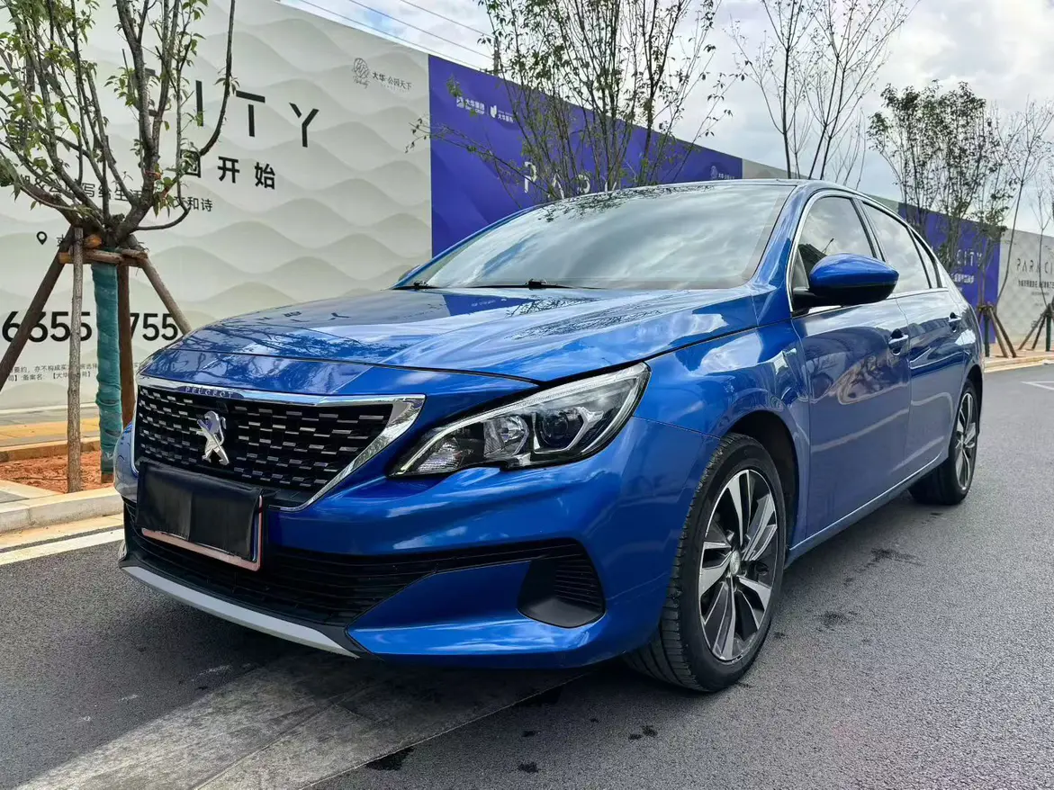 Peugeot 408