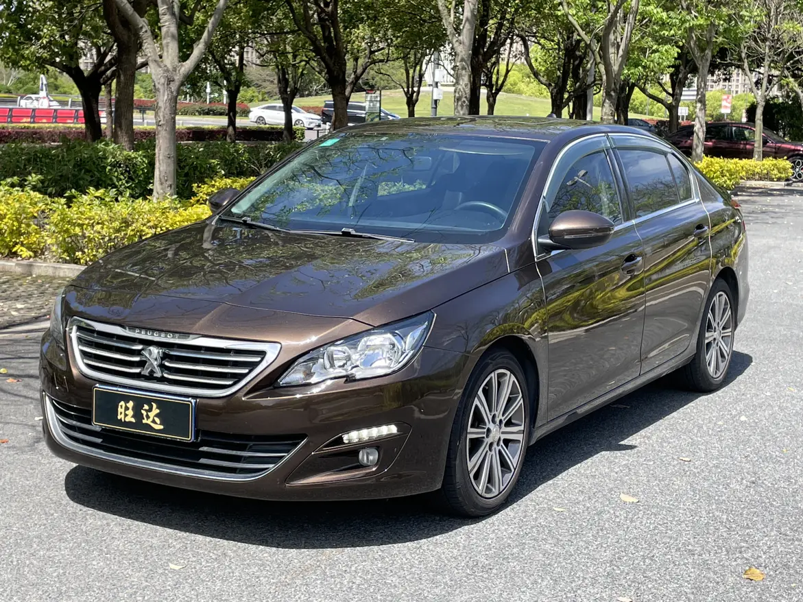Peugeot 408