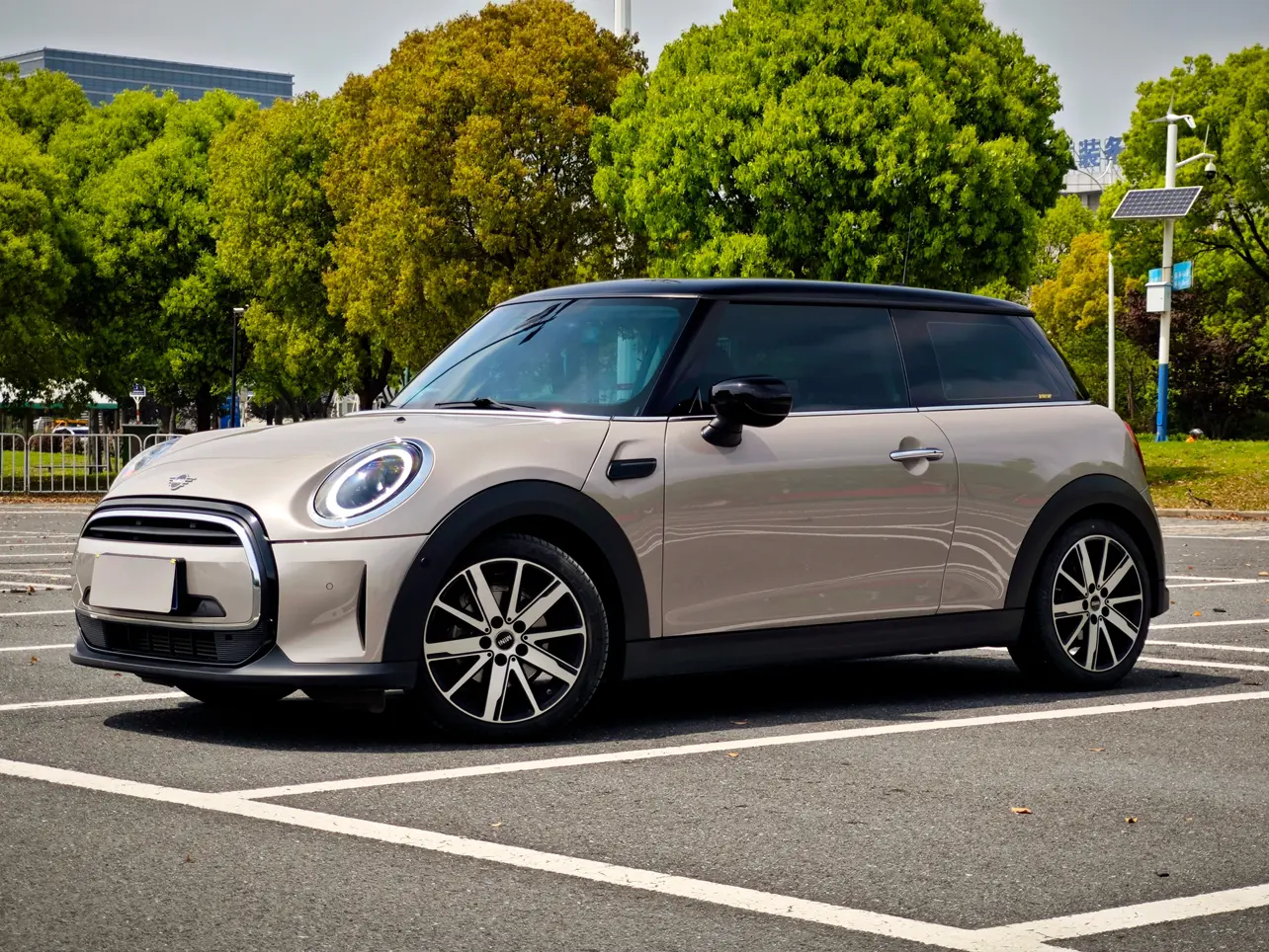 MINI MINI