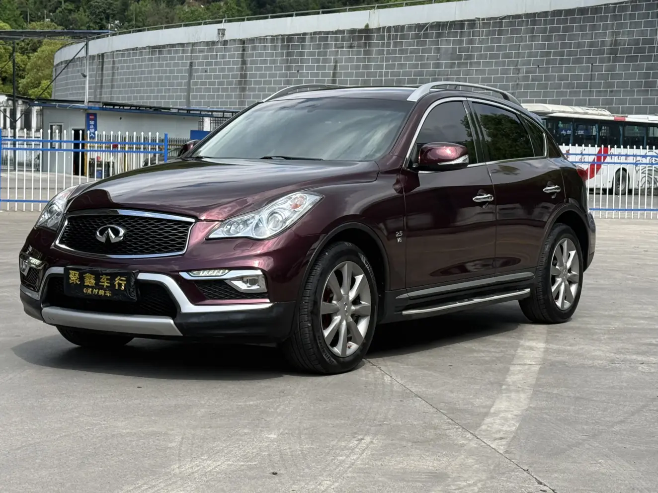 Infiniti QX50
