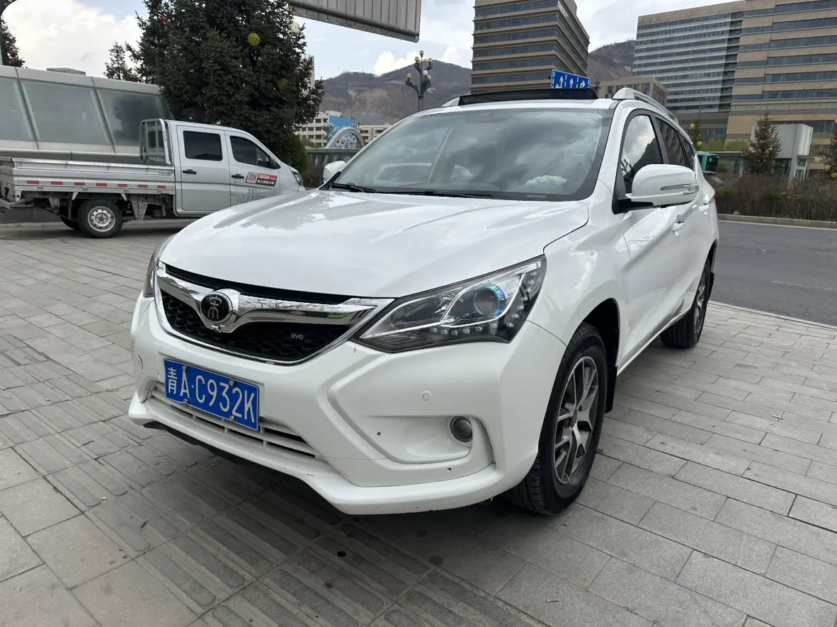 BYD Song