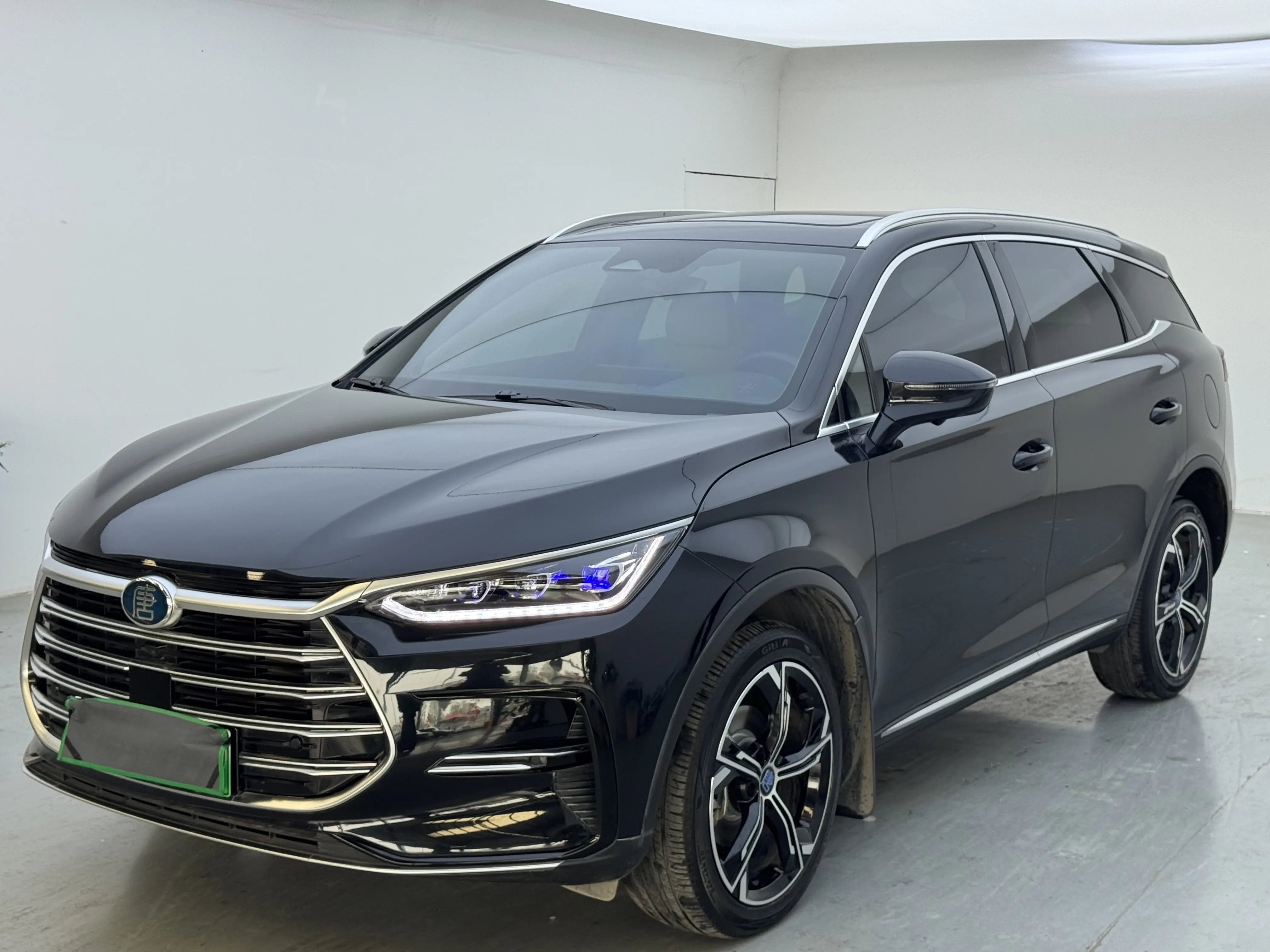 BYD Tang DM