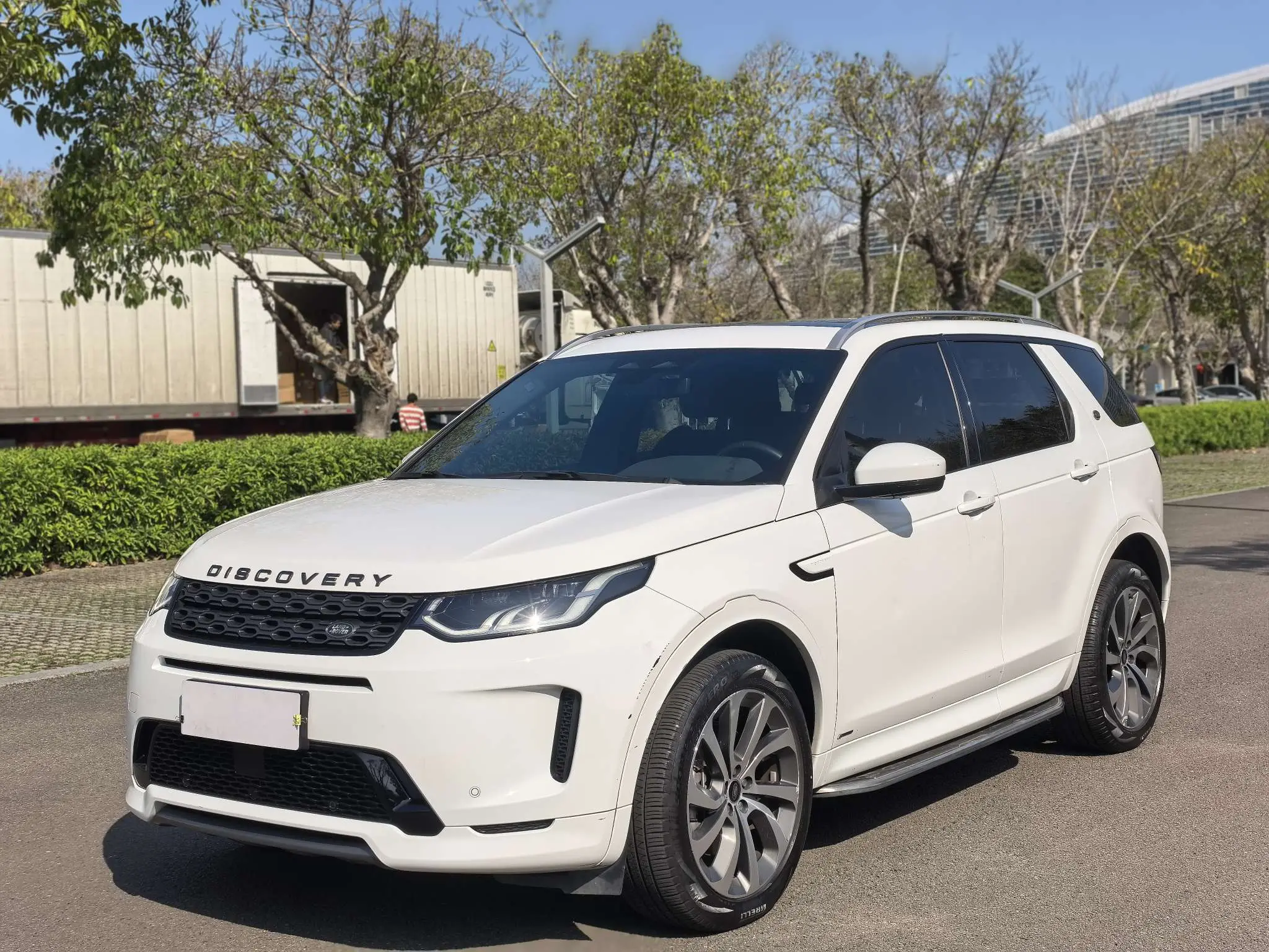 Land Rover Discover Sports