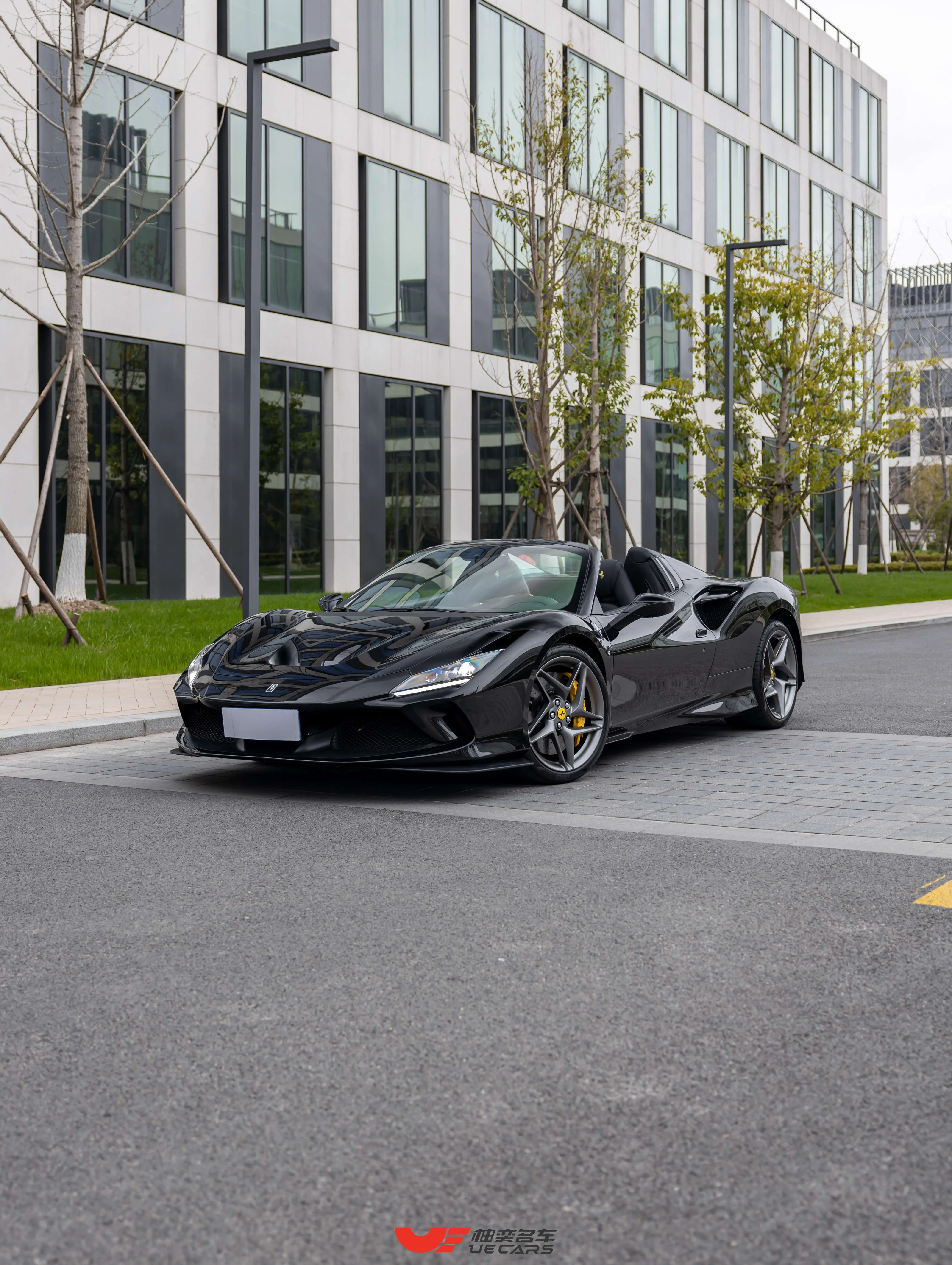 Ferrari F8