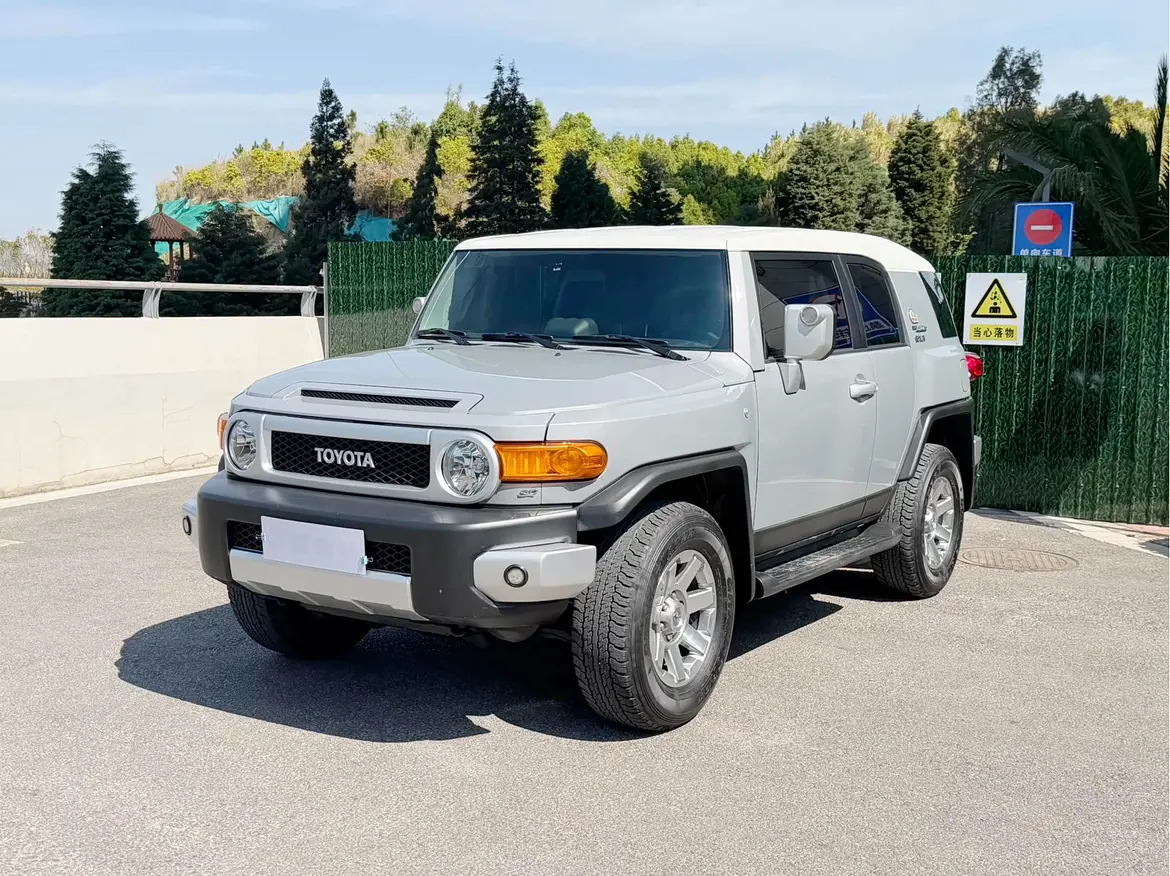 Toyota FJ Cruiser