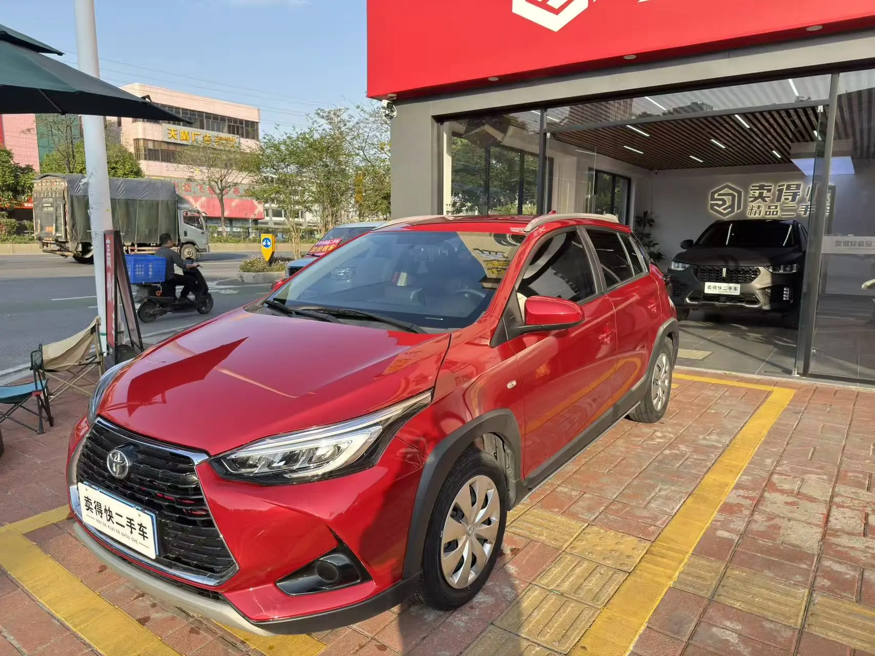 Toyota Yaris L