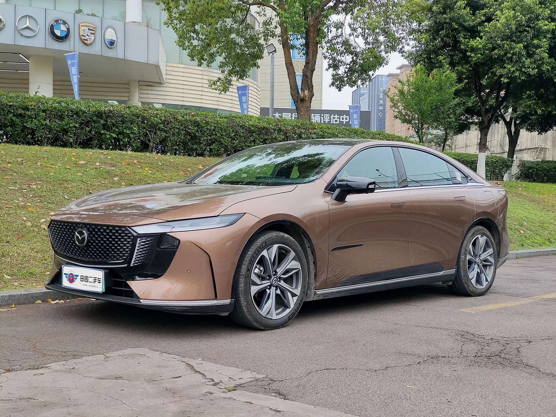 Mazda EZ-6