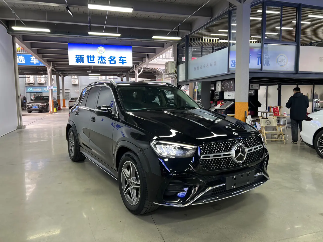 Mercedes-Benz GLE (Imported)