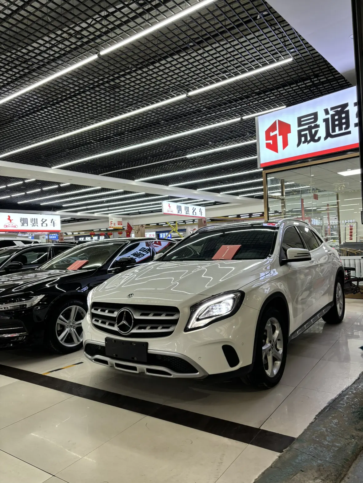 Mercedes-Benz GLA