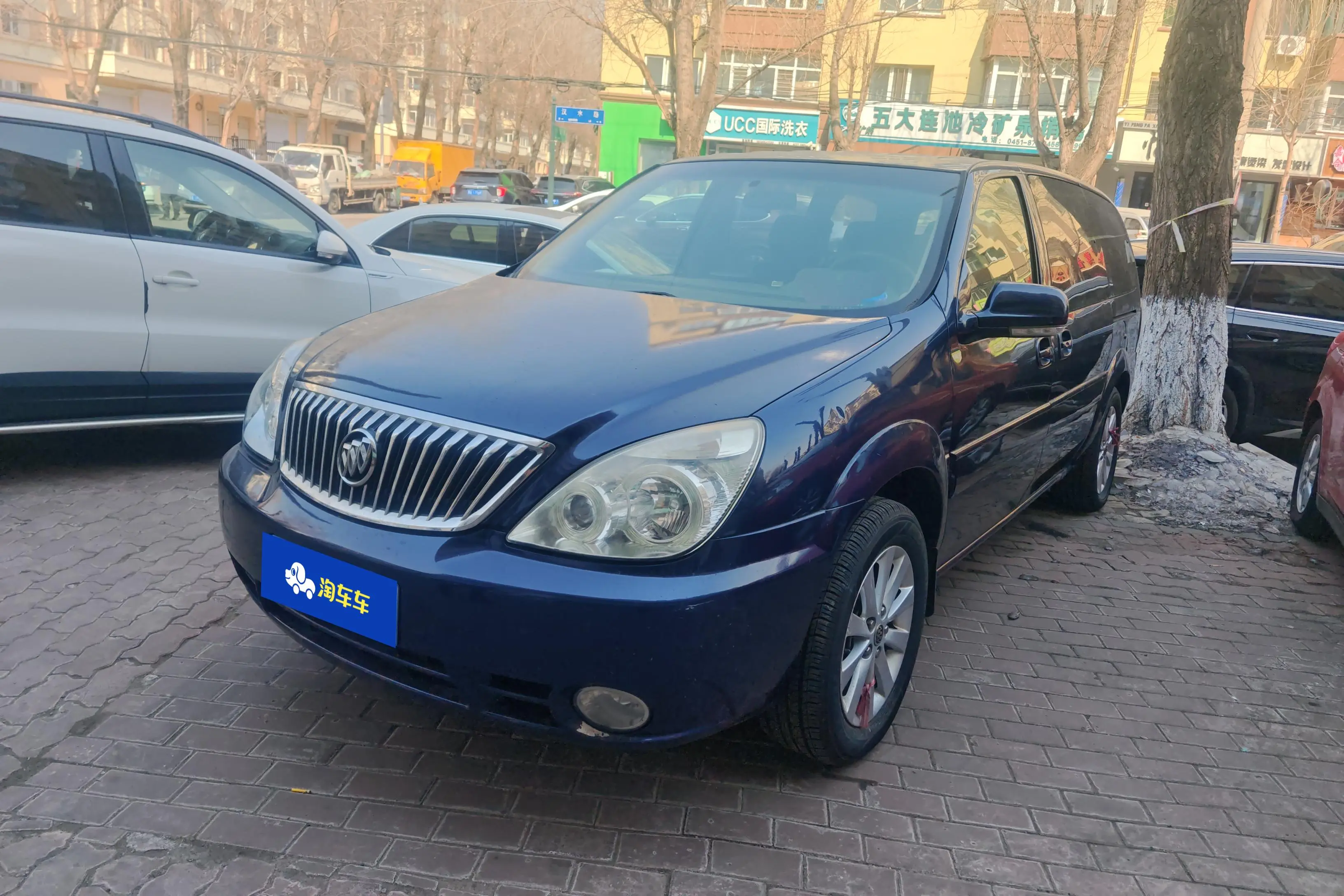 Buick GL8