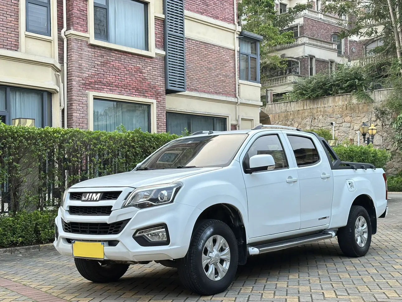 Isuzu RE-MAX