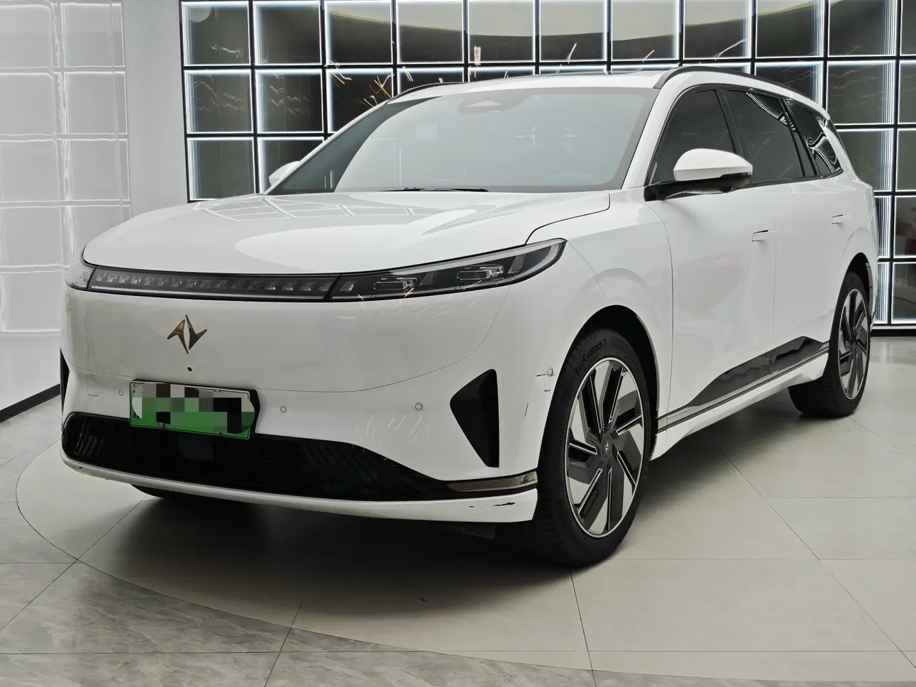 Dongfeng Eπ008