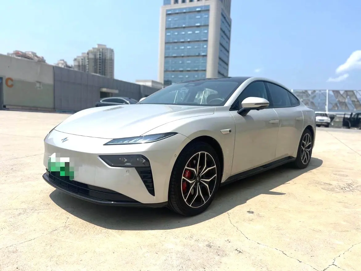 Dongfeng Eπ007